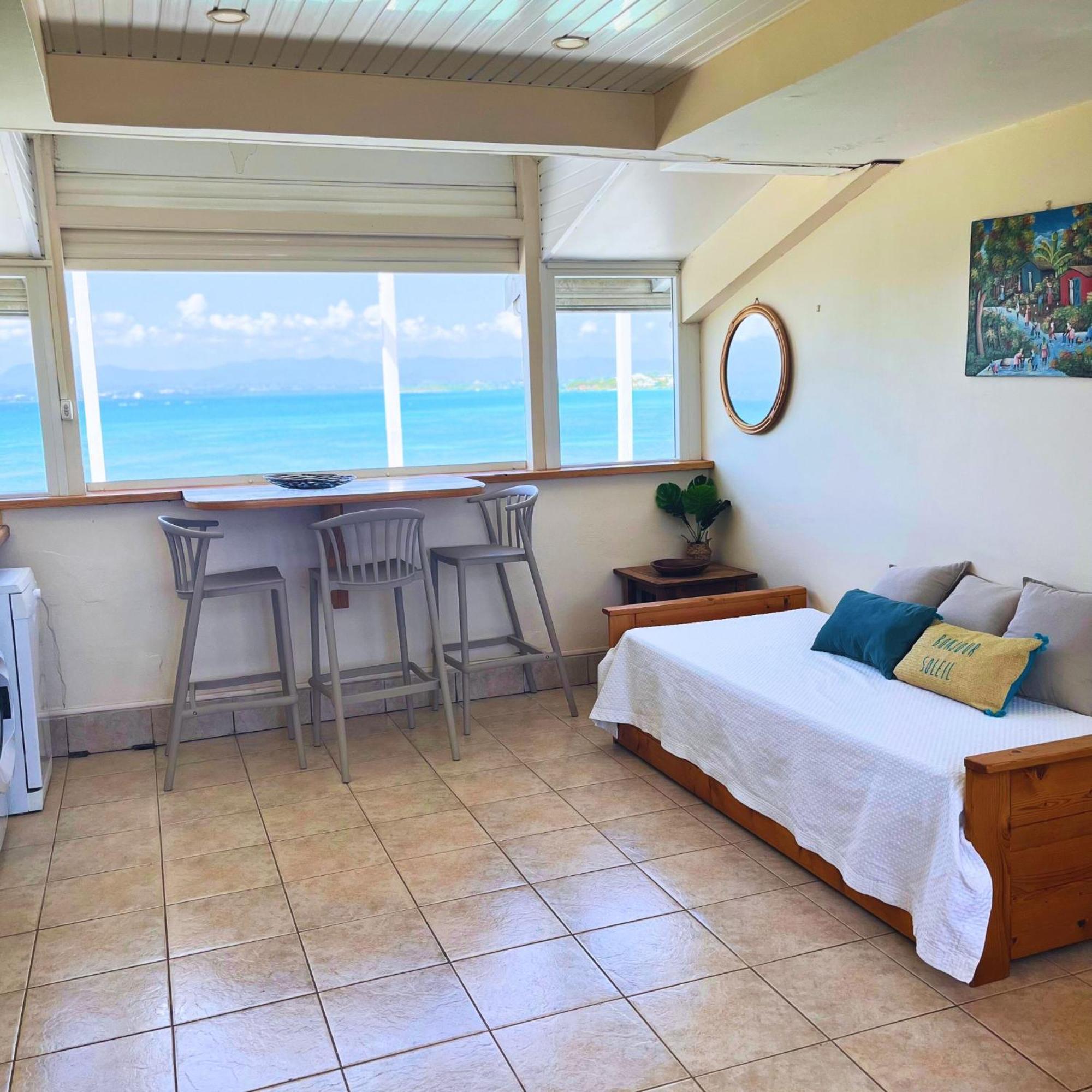 Appartement Les Yuccas, Vue Sur La Mer Et Les Montagnes Le Gosier  Dış mekan fotoğraf