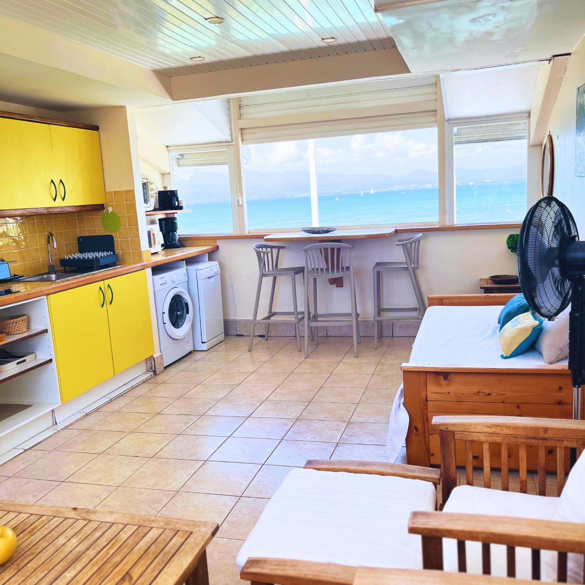Appartement Les Yuccas, Vue Sur La Mer Et Les Montagnes Le Gosier  Dış mekan fotoğraf