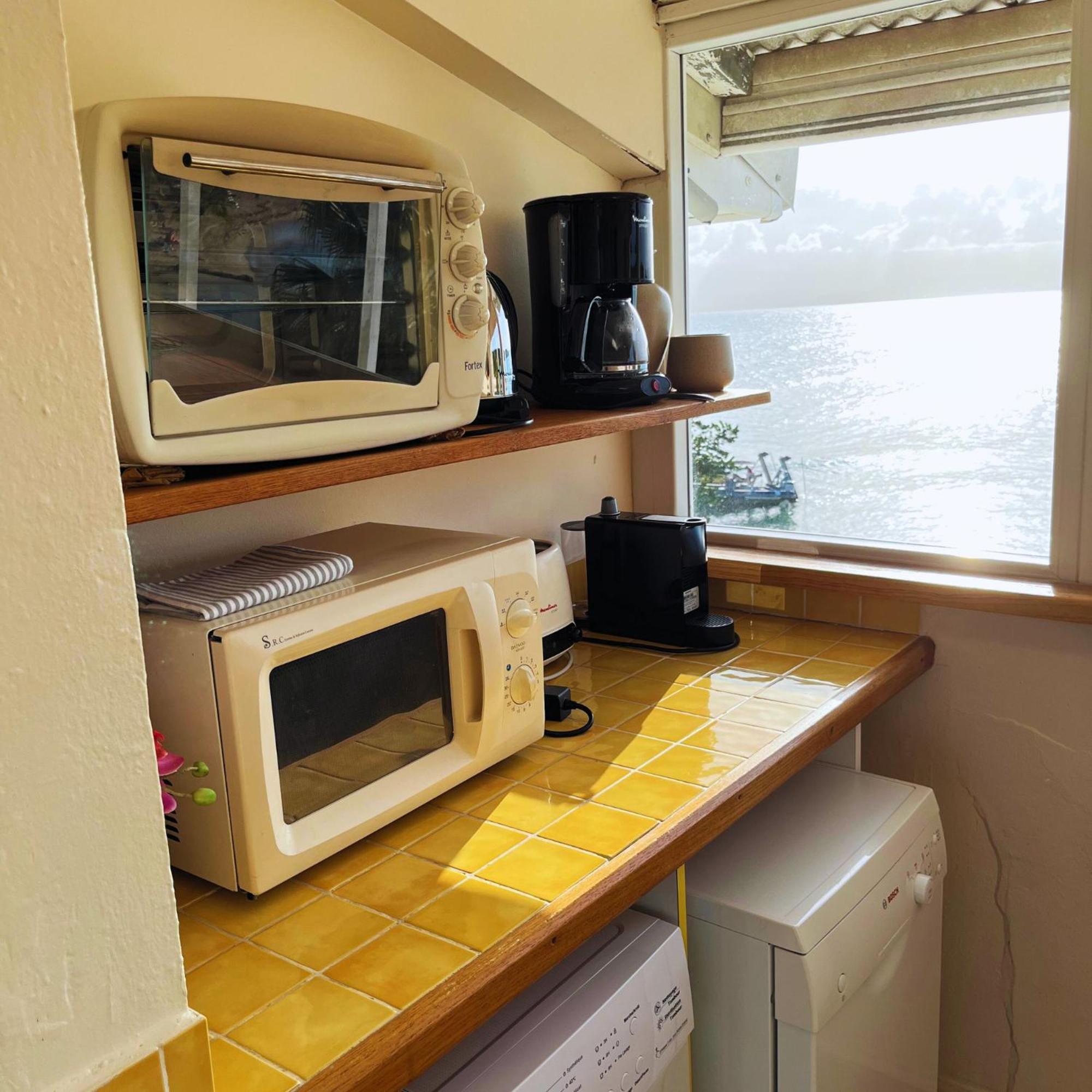 Appartement Les Yuccas, Vue Sur La Mer Et Les Montagnes Le Gosier  Dış mekan fotoğraf