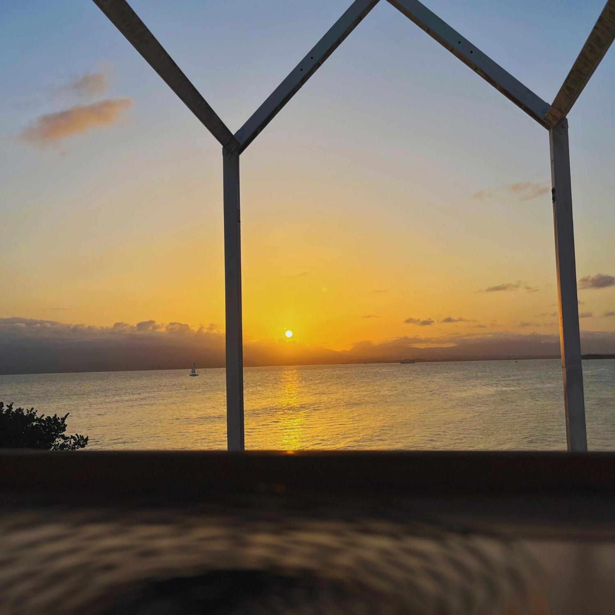 Appartement Les Yuccas, Vue Sur La Mer Et Les Montagnes Le Gosier  Dış mekan fotoğraf