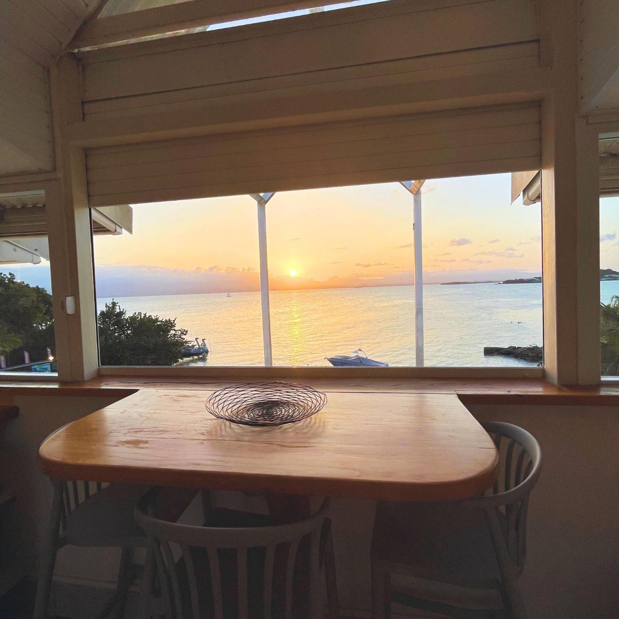 Appartement Les Yuccas, Vue Sur La Mer Et Les Montagnes Le Gosier  Dış mekan fotoğraf